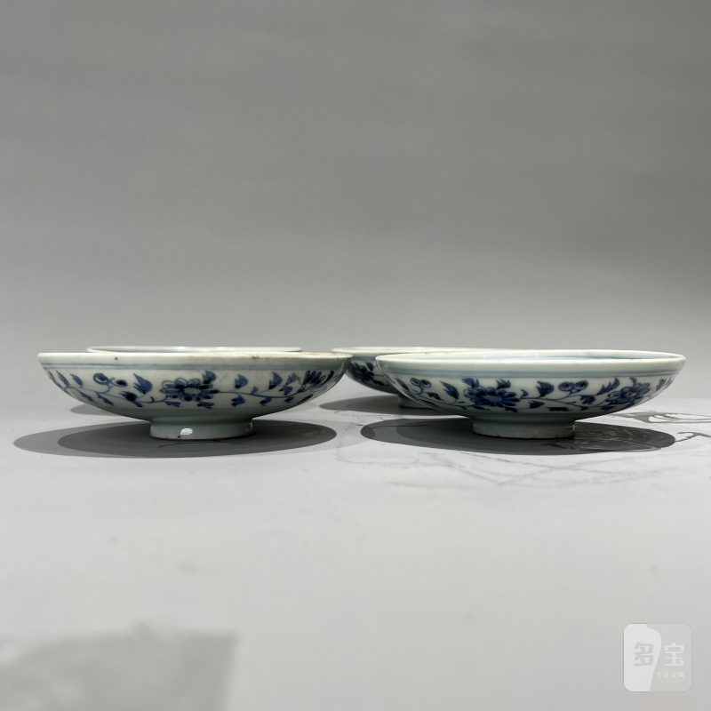 元代 青花缠枝花一束莲纹盘一组四件 - 图17